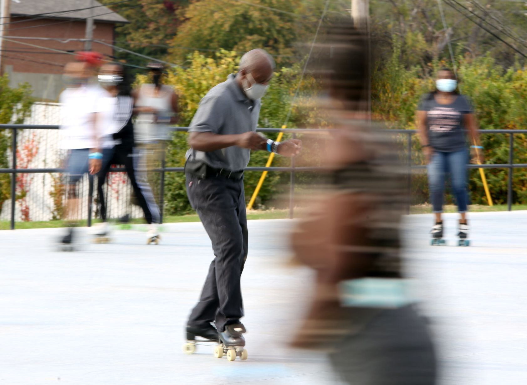 Dellwood skating rink opens